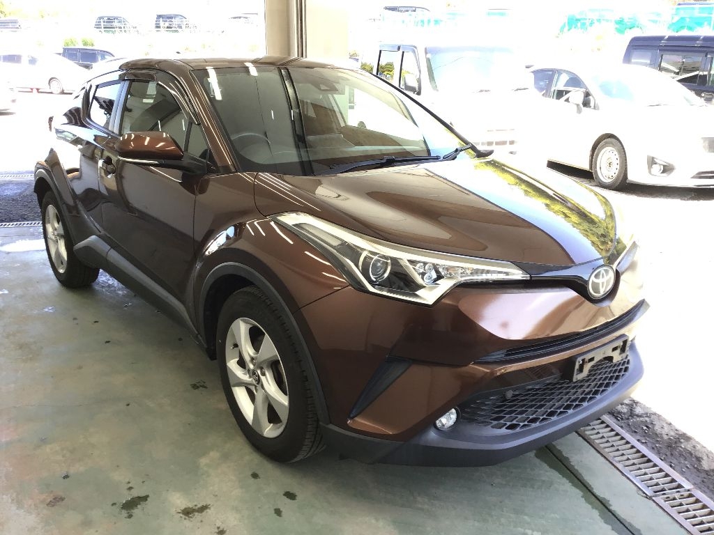 TOYOTA C-HR