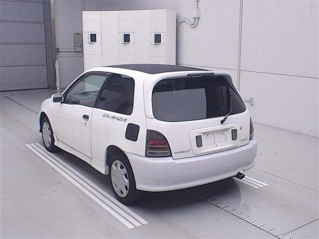 TOYOTA STARLET