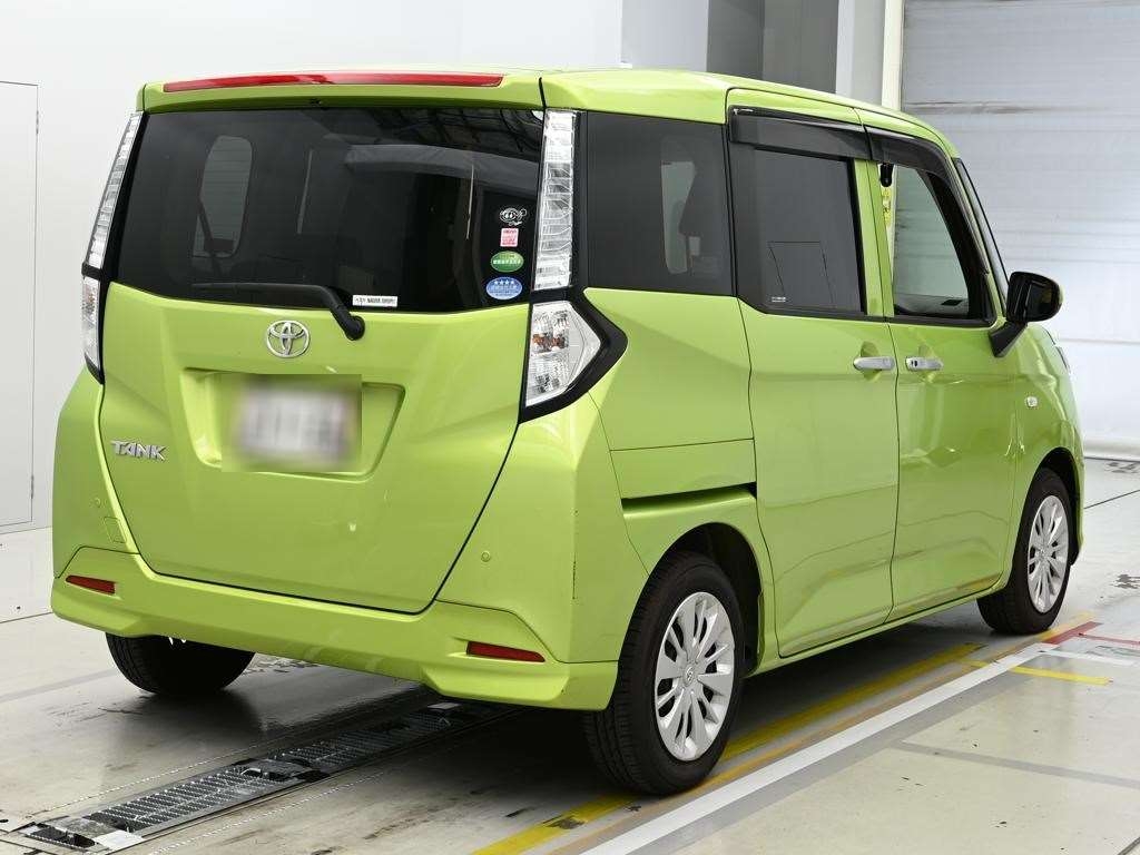 TOYOTA TANK
