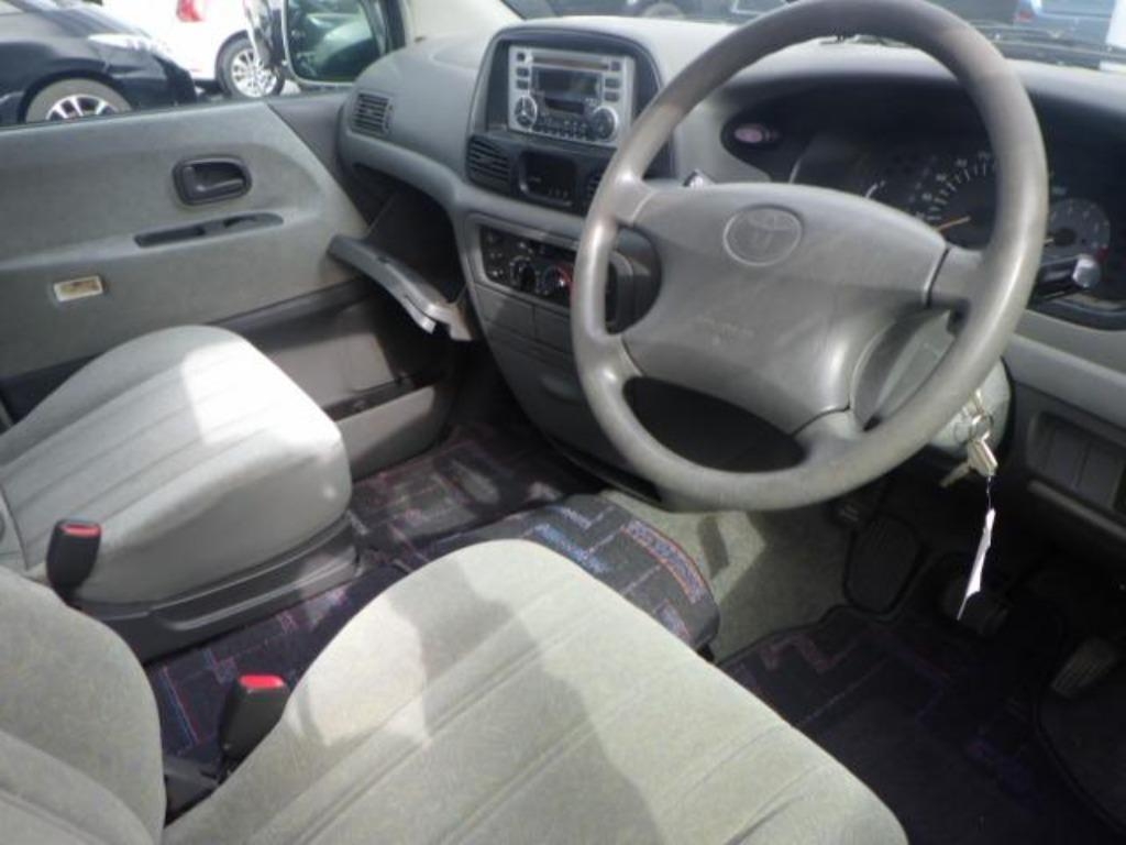 TOYOTA TOWN ACE NOAH