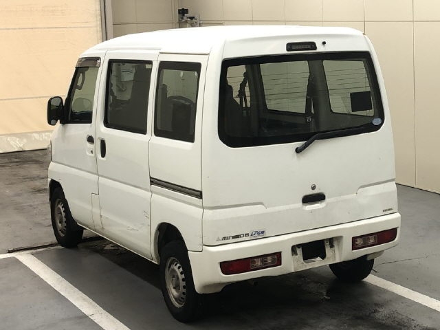 MITSUBISHI MINICAB