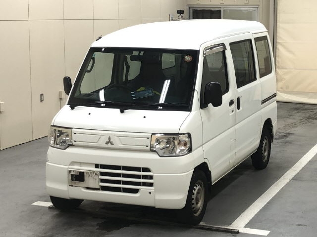 MITSUBISHI MINICAB