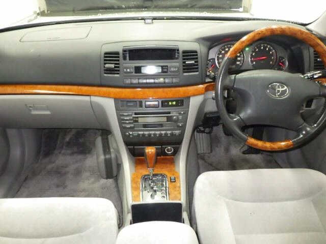 TOYOTA MARK II