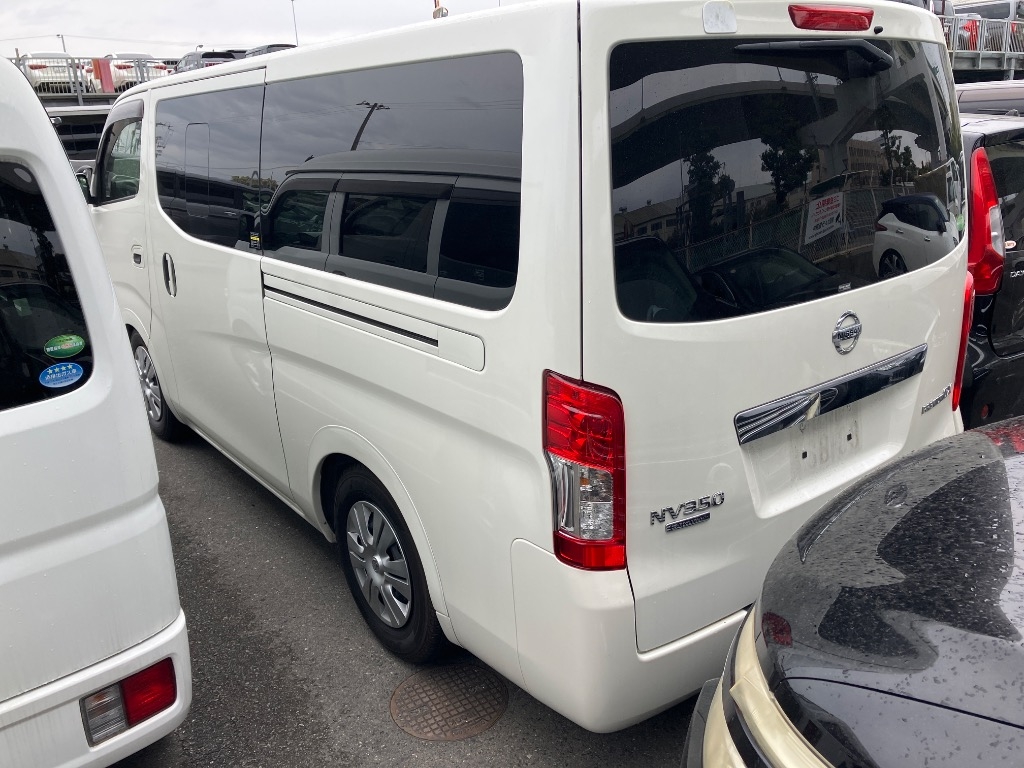 NISSAN NV350 CARAVAN