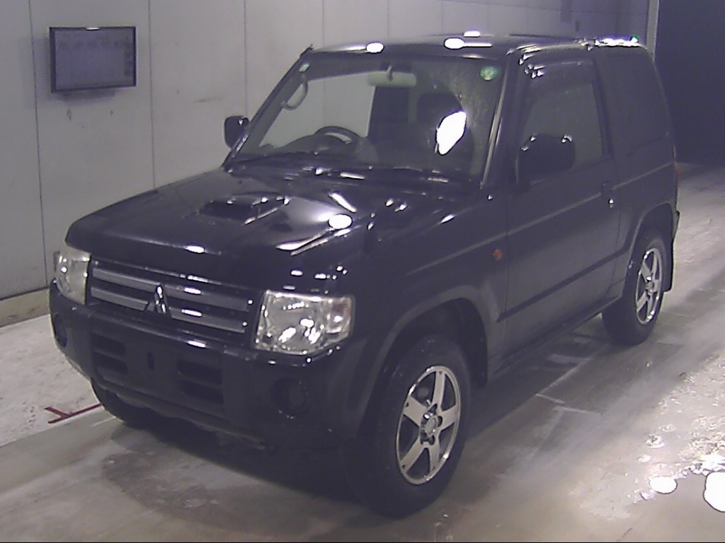 MITSUBISHI PAJERO MINI