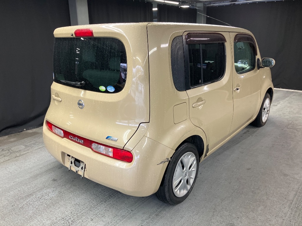 NISSAN CUBE