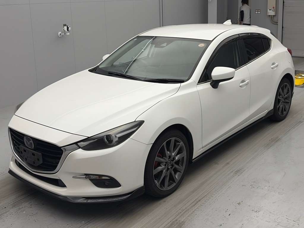 MAZDA AXELA