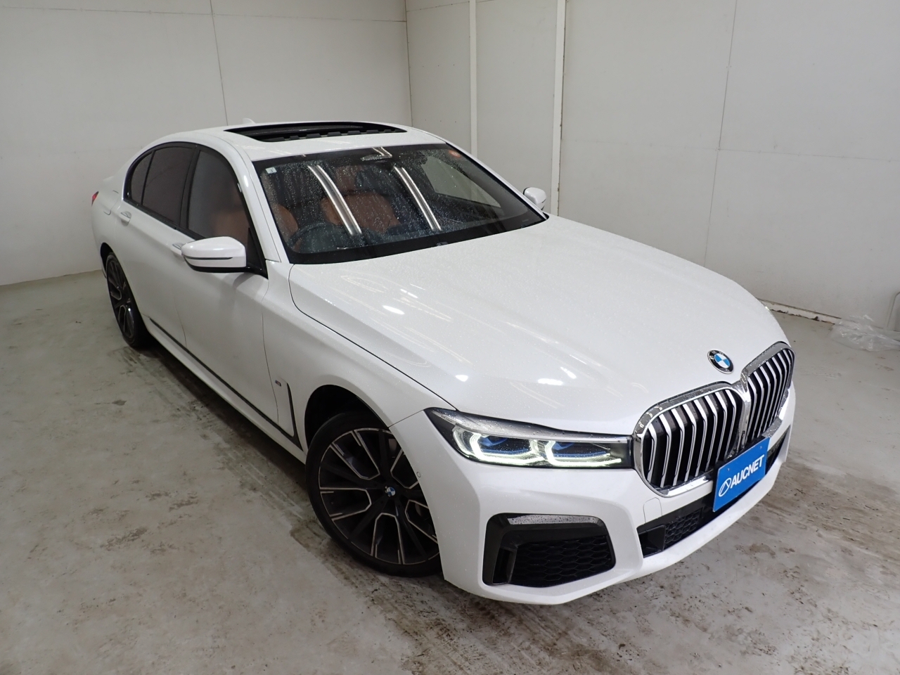 BMW 7-SERIES