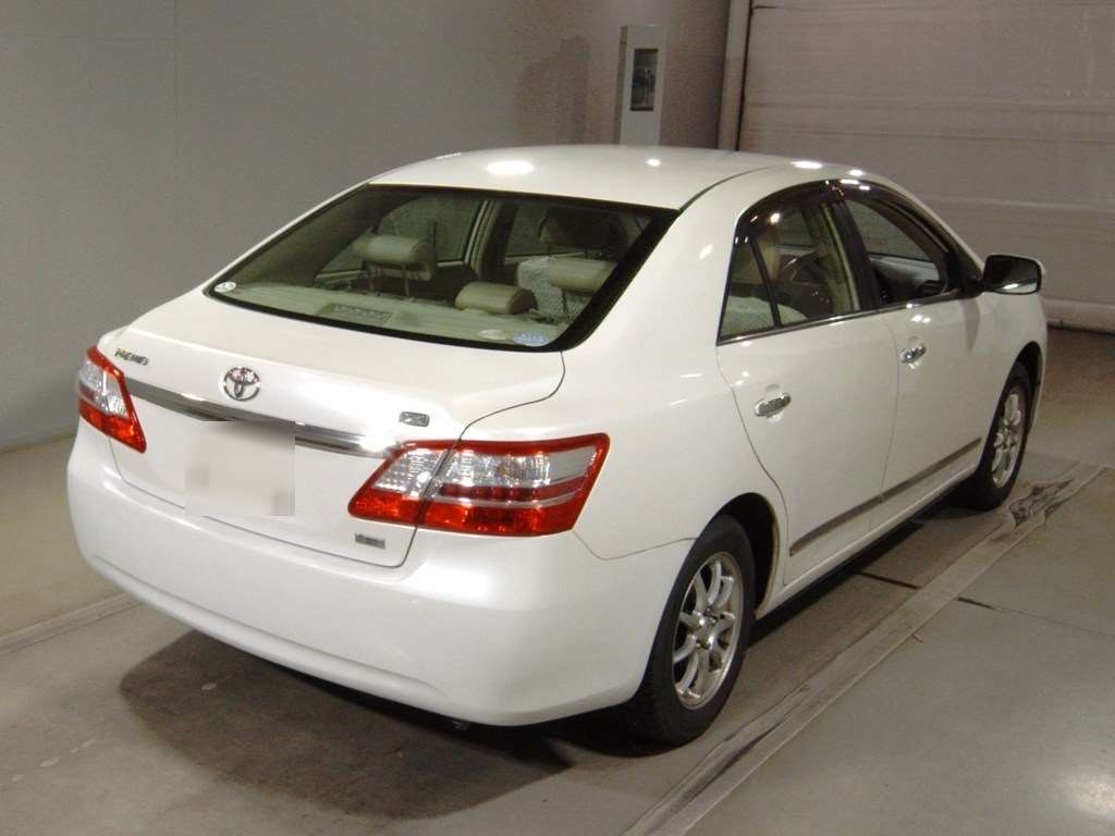TOYOTA PREMIO