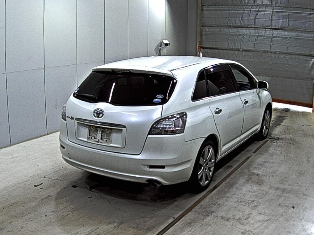 TOYOTA MARK X ZIO