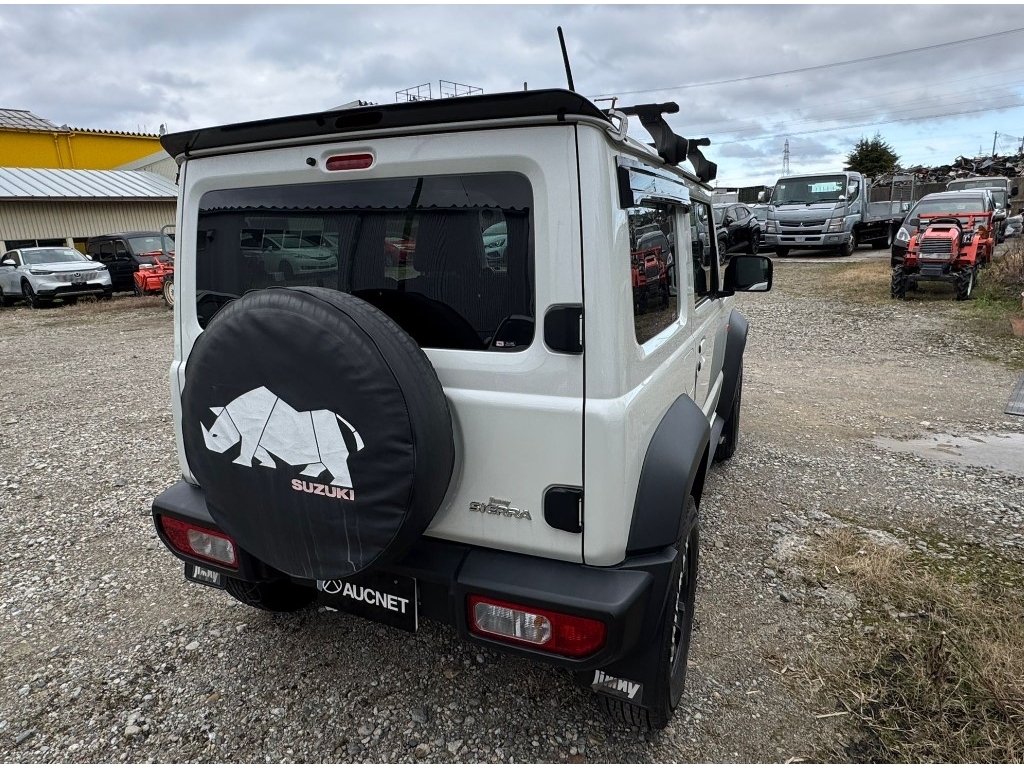 SUZUKI JIMNY SIERRA