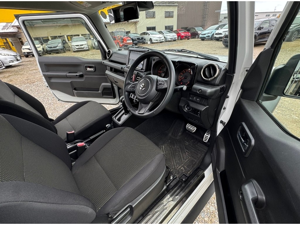 SUZUKI JIMNY SIERRA