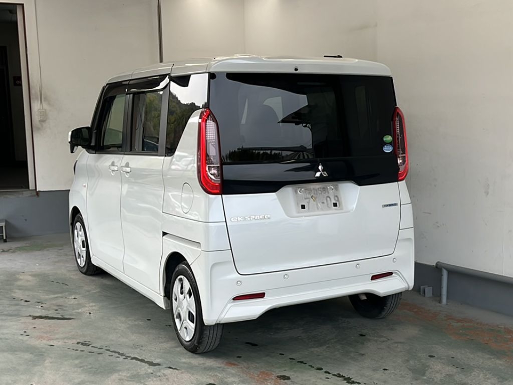 MITSUBISHI EK SPACE