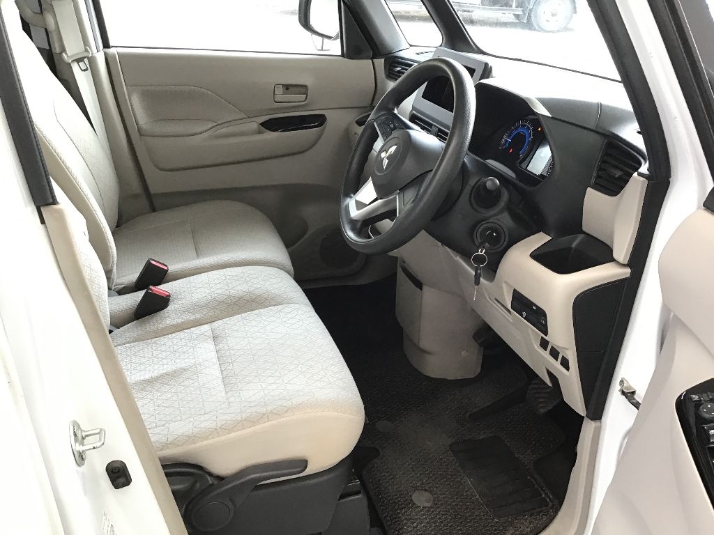 MITSUBISHI EK SPACE