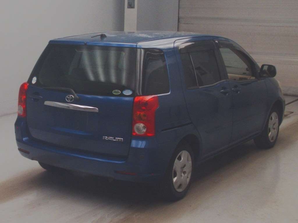 TOYOTA RAUM