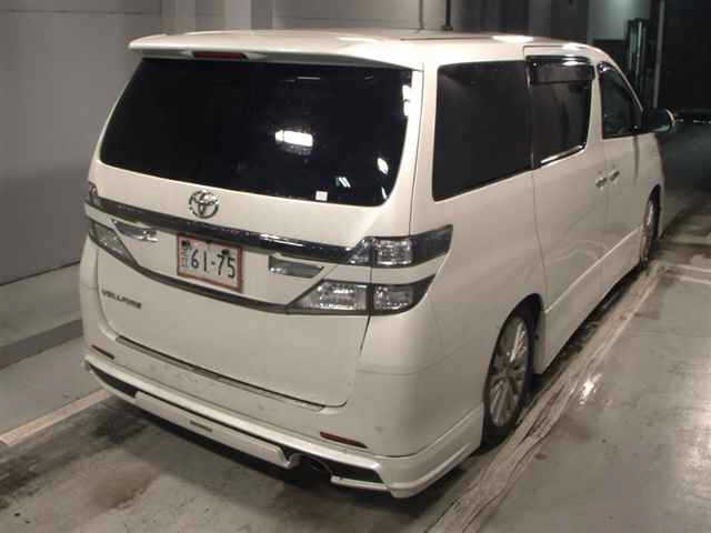 TOYOTA VELLFIRE
