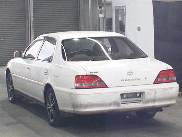 TOYOTA CRESTA