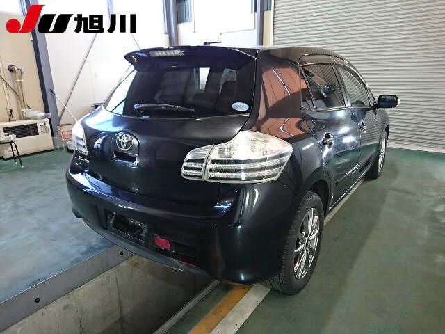TOYOTA BLADE