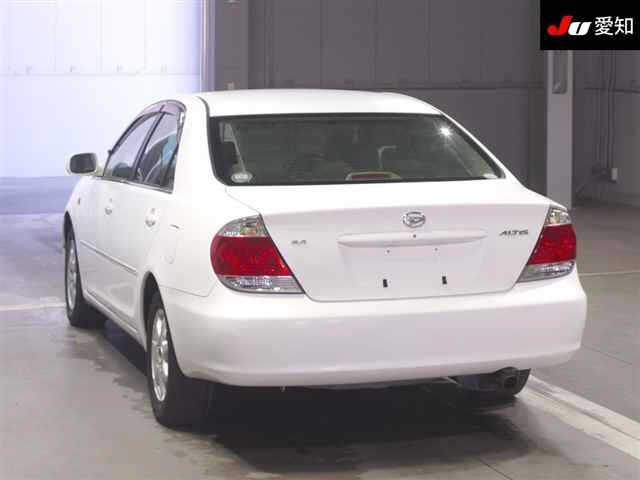 DAIHATSU ALTIS