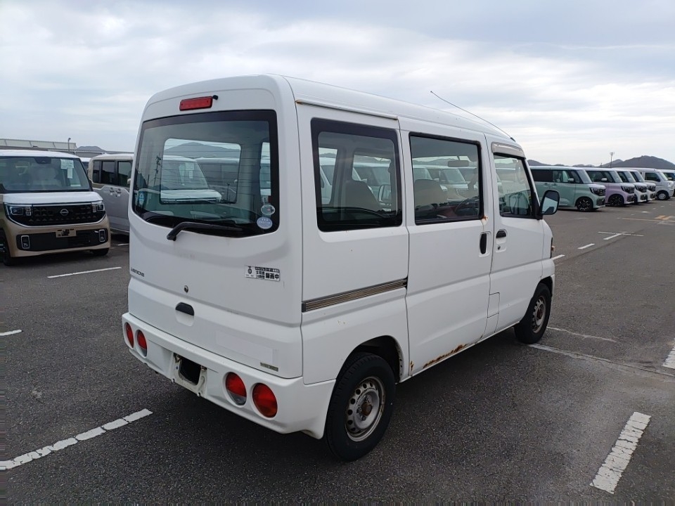 MITSUBISHI MINICAB