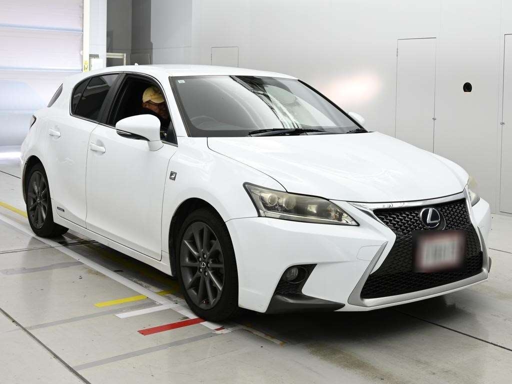 LEXUS CT200H