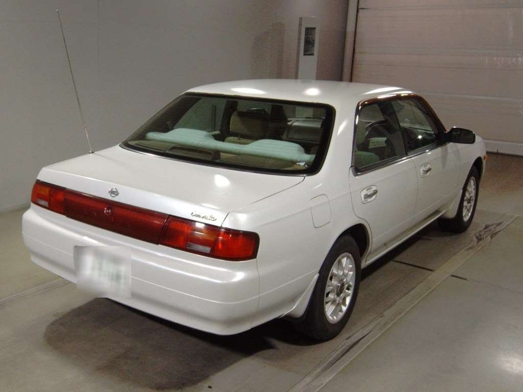 NISSAN LAUREL