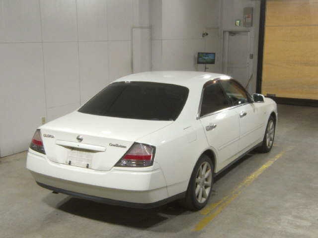 NISSAN GLORIA
