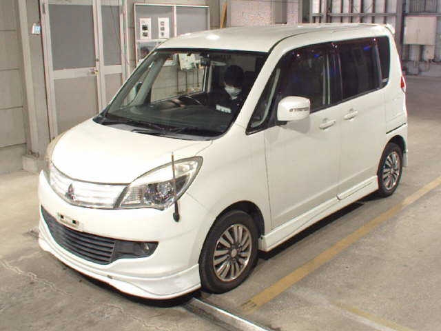 MITSUBISHI DELICA D:2