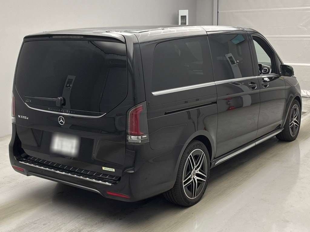 MERCEDES-BENZ V-CLASS