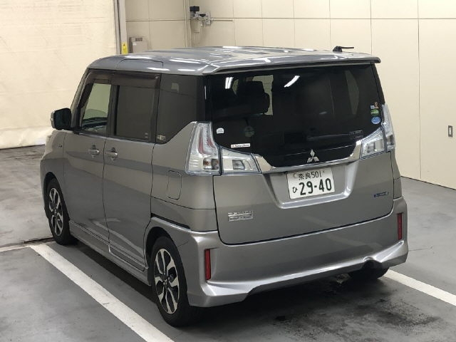 MITSUBISHI DELICA D:2
