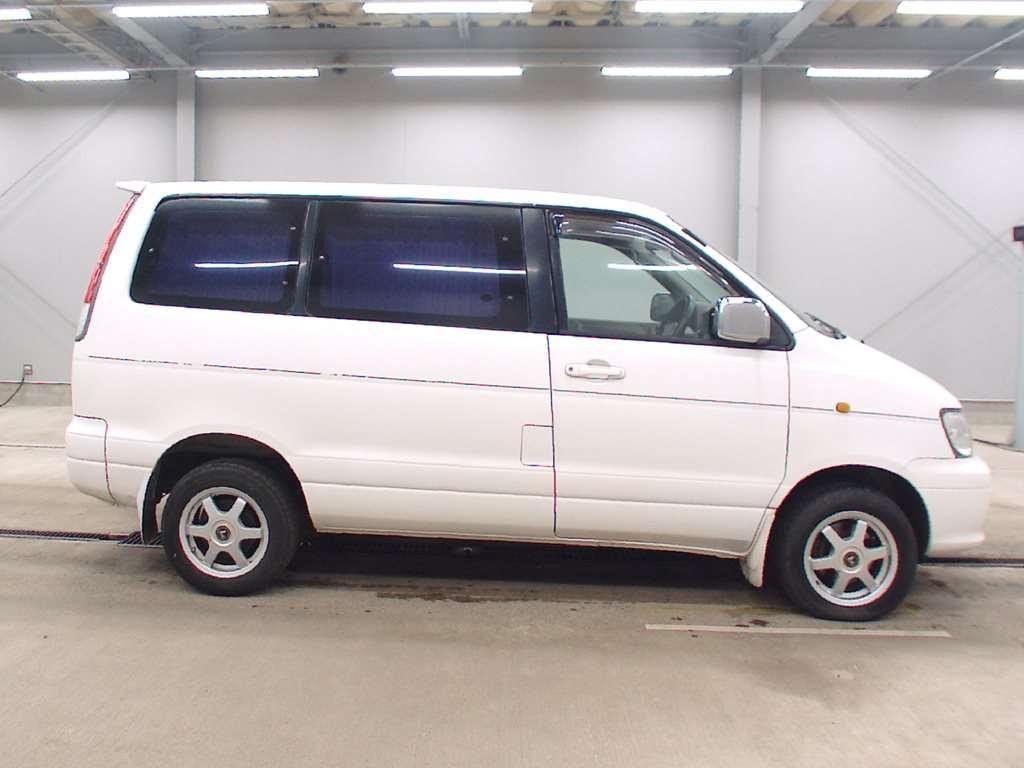 TOYOTA TOWN ACE NOAH