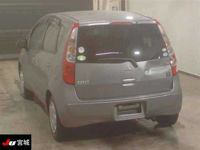 MITSUBISHI COLT