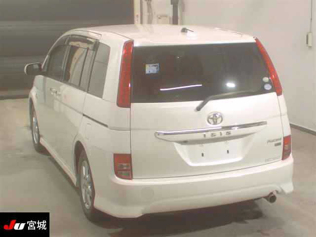 TOYOTA ISIS