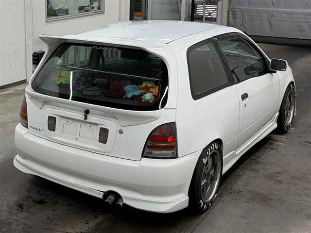 TOYOTA STARLET