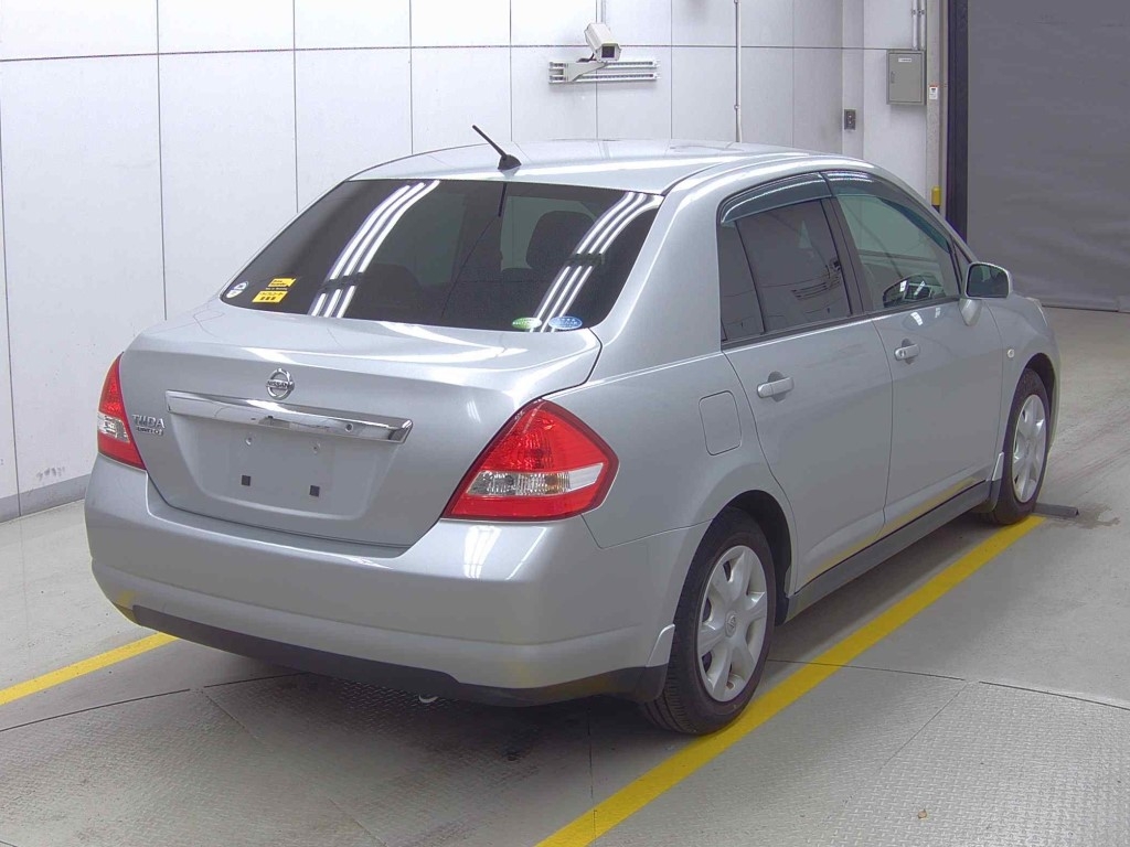 NISSAN TIIDA LATIO