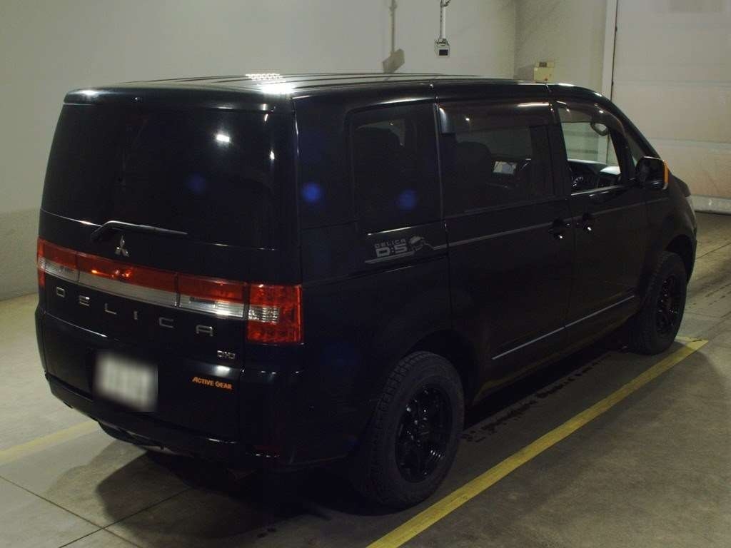 MITSUBISHI DELICA D:5