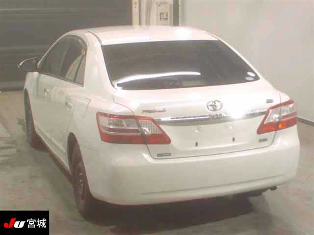 TOYOTA PREMIO