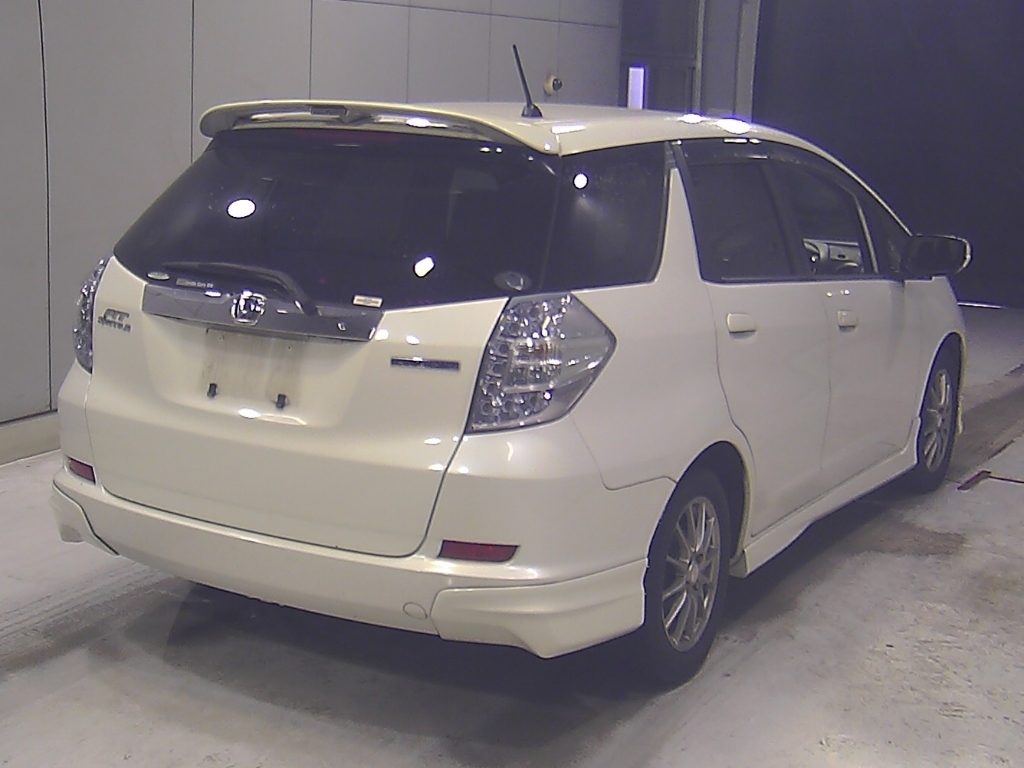 HONDA FIT SHUTTLE