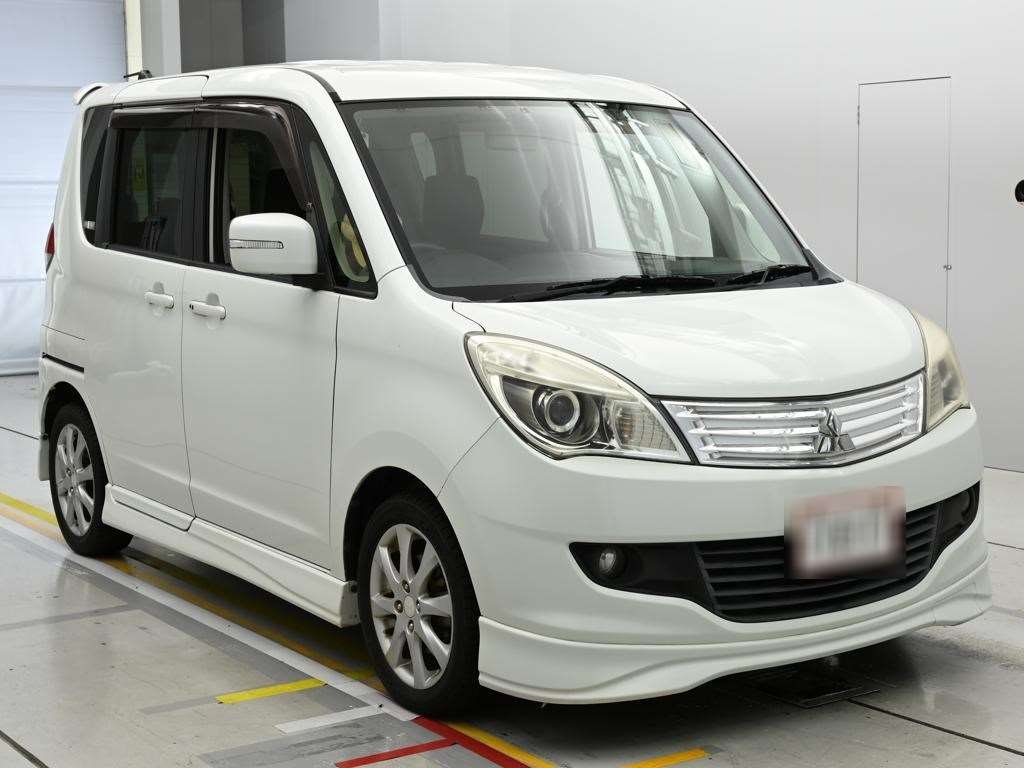 MITSUBISHI DELICA D:2
