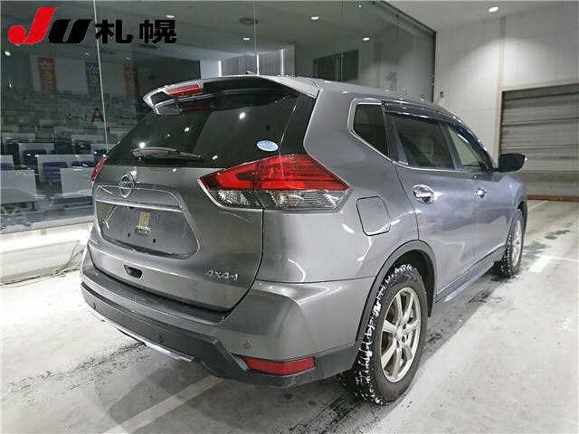 NISSAN X-TRAIL
