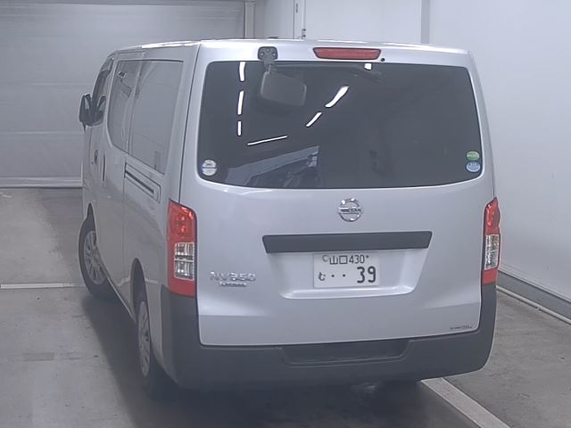 NISSAN NV350 CARAVAN