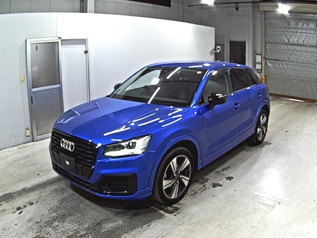 AUDI Q2