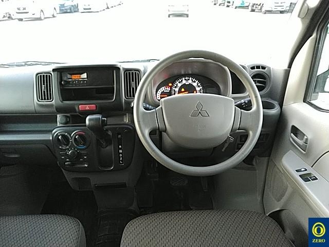 MITSUBISHI MINICAB