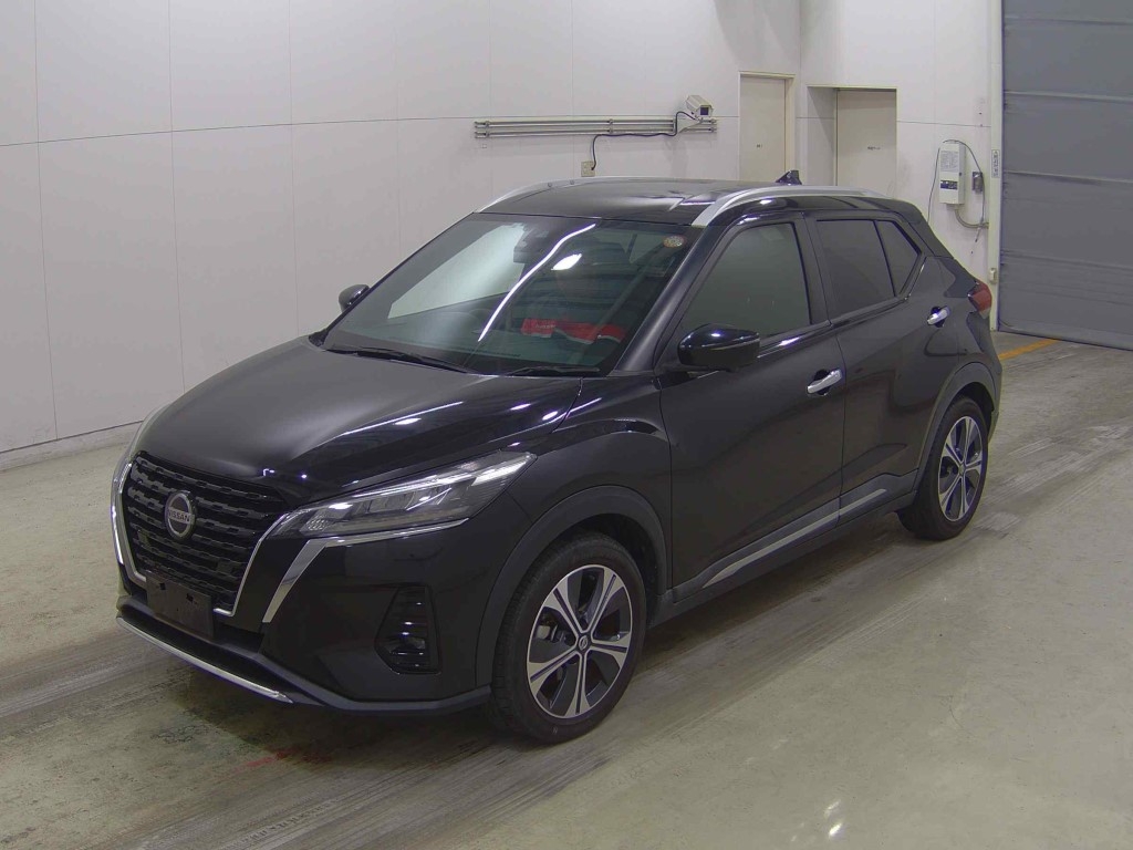 NISSAN KICKS