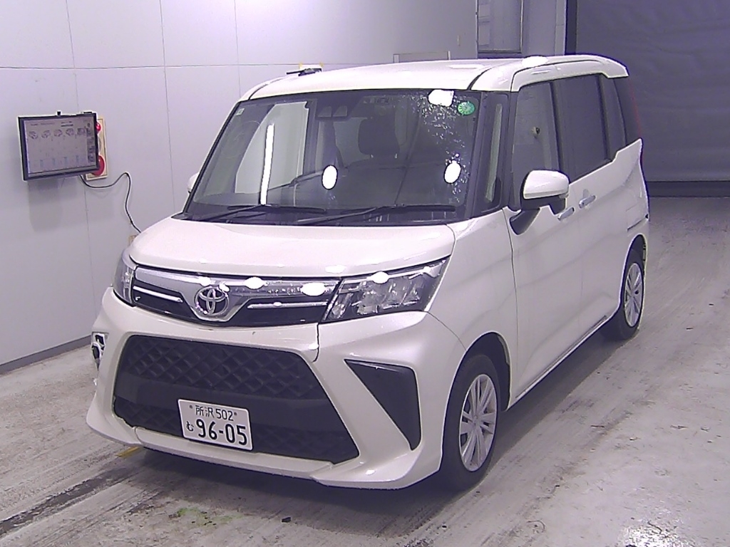 TOYOTA ROOMY