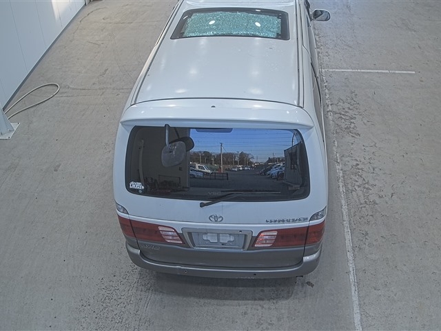 TOYOTA GRAND HIACE