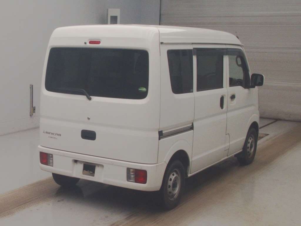 MITSUBISHI MINICAB