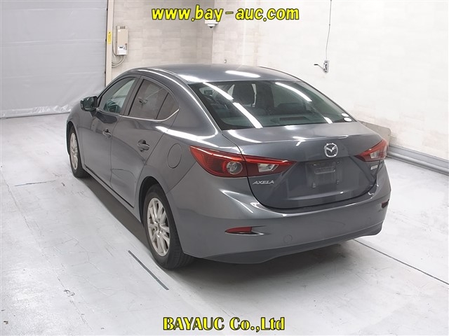 MAZDA AXELA