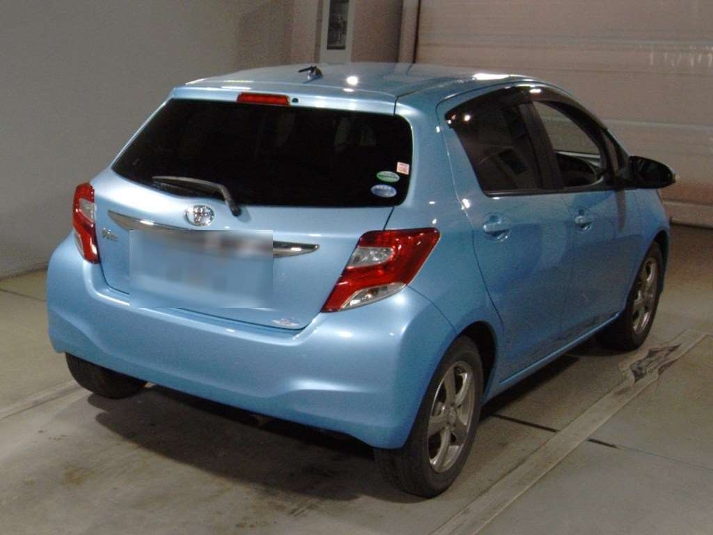 TOYOTA VITZ