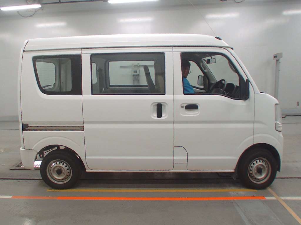 MITSUBISHI MINICAB